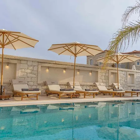 Hotel June Alacati Adult Only *