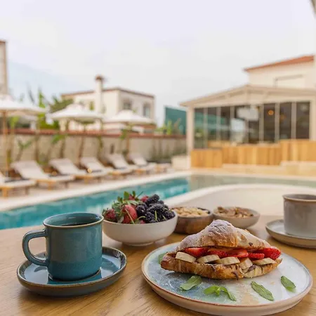 Hotel June Alacati Adult Only