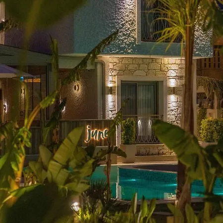 Hotel June Alaçatı Adult Only *