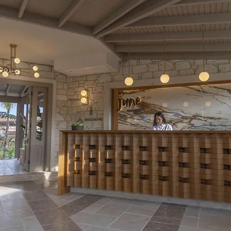 June Alaçatı Adult Only Hotel Esmirna