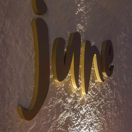 Hotel June Alaçatı Adult Only *