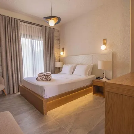 June Alaçatı Adult Only * Esmirna