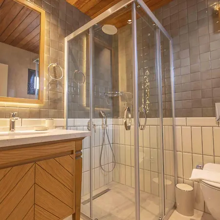 June Alaçatı Adult Only Hotel