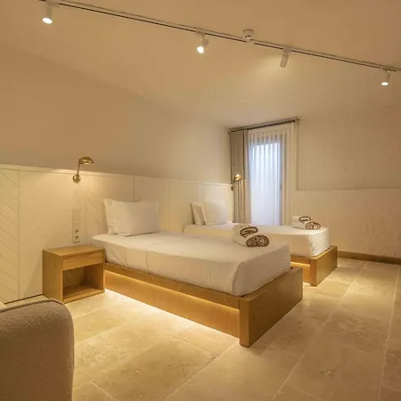 June Alaçatı Adult Only Hotel