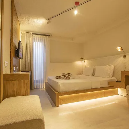 Hotel June Alaçatı Adult Only