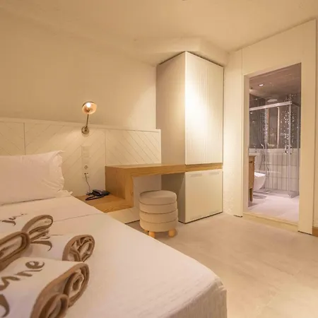 June Alaçatı Adult Only