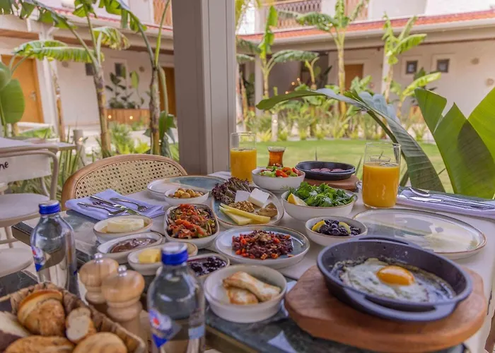 June Alaçatı Adult Only Hotel