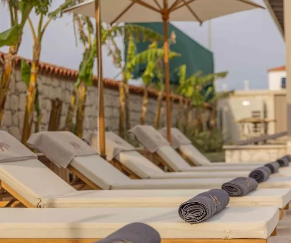 Hotel June Alaçatı Adult Only