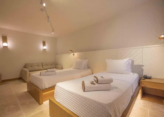 June Alaçatı Adult Only * Esmirna